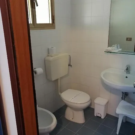 Trifoglio מלון לידו די ג'סולו