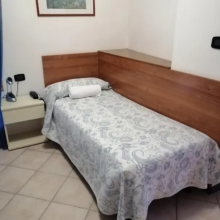 Trifoglio מלון לידו די ג'סולו