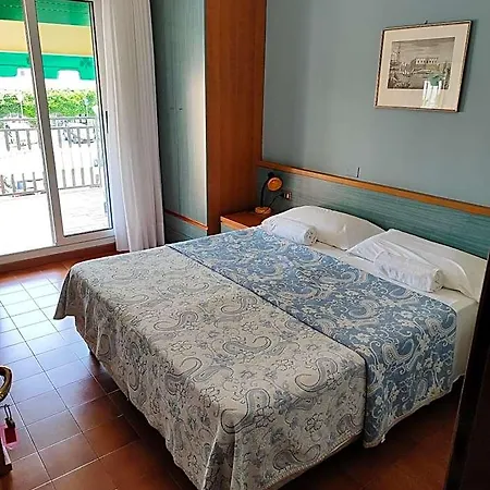 Trifoglio 3* Τζεσόλο Λίντο