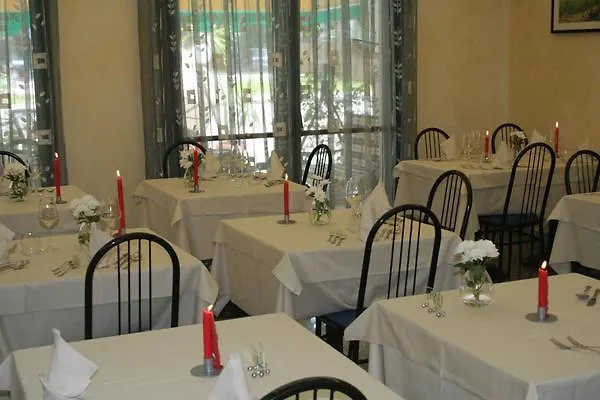 Hotell Trifoglio 3*