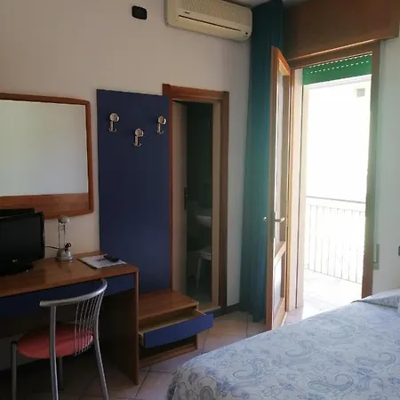 Trifoglio 酒店 利多迪迪耶索洛